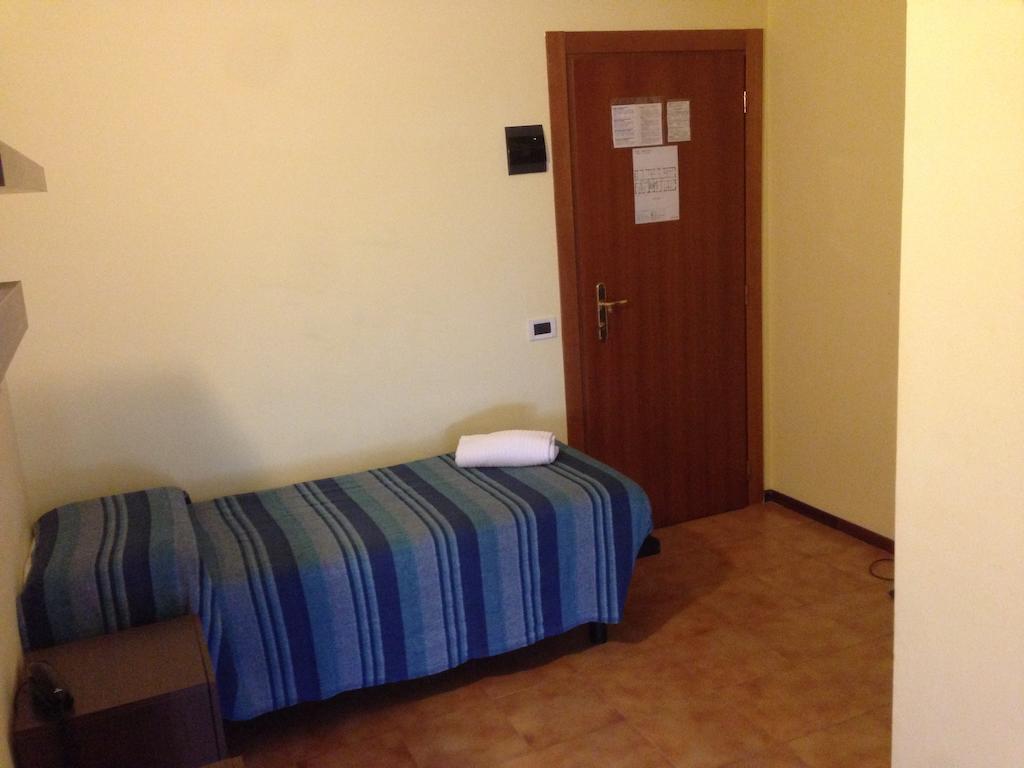 Hotel Ambasciata Cesenatico Kamer foto