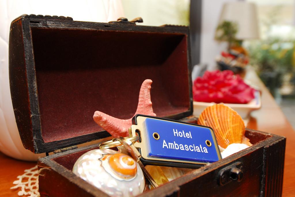 Hotel Ambasciata Cesenatico Buitenkant foto